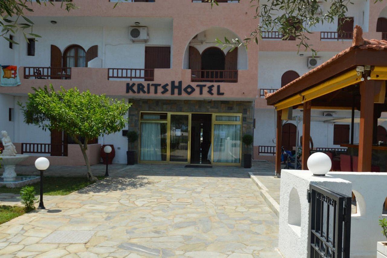 Krits Hotel 헐소니소스 외부 사진