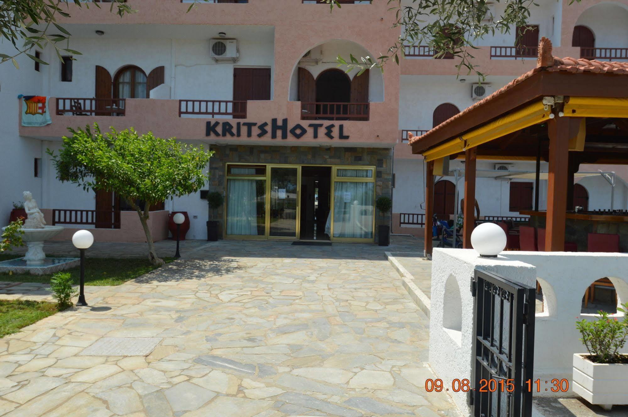 Krits Hotel 헐소니소스 외부 사진